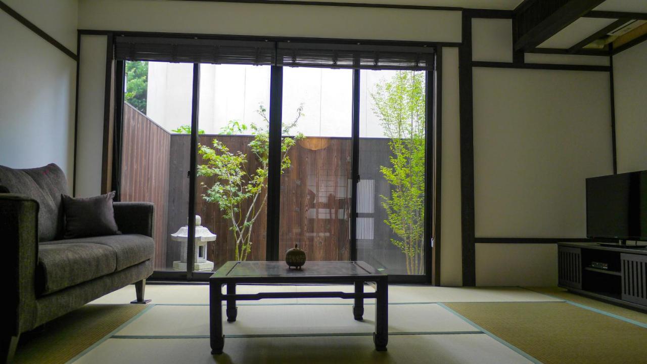 Villa Sennichi House à Kanazawa Extérieur photo